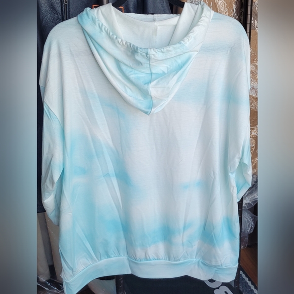 2 /$15 NWT Tie Dye Pullover Light Weight Hoodie Shien Sz XS - Picture 2 of 4